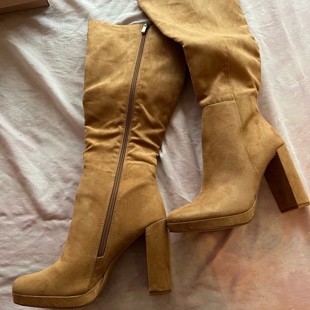 NWT JustFab Emmaline Platform Heeled Boot (Caramel Size 8)
